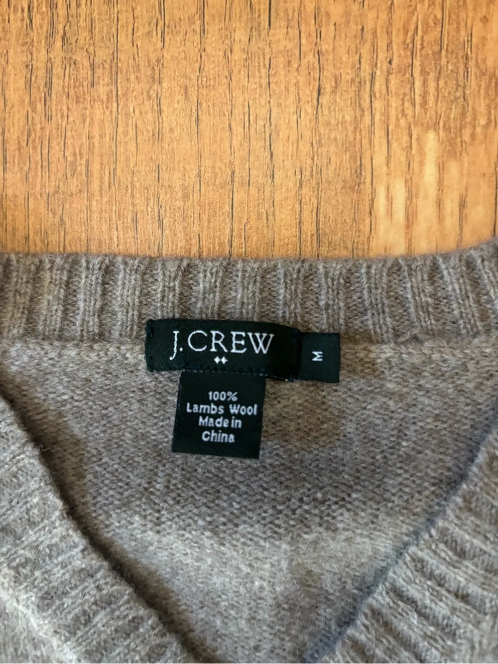 Classic Men's V-Neck Sweater 100% Lambswool - Gray/Beige